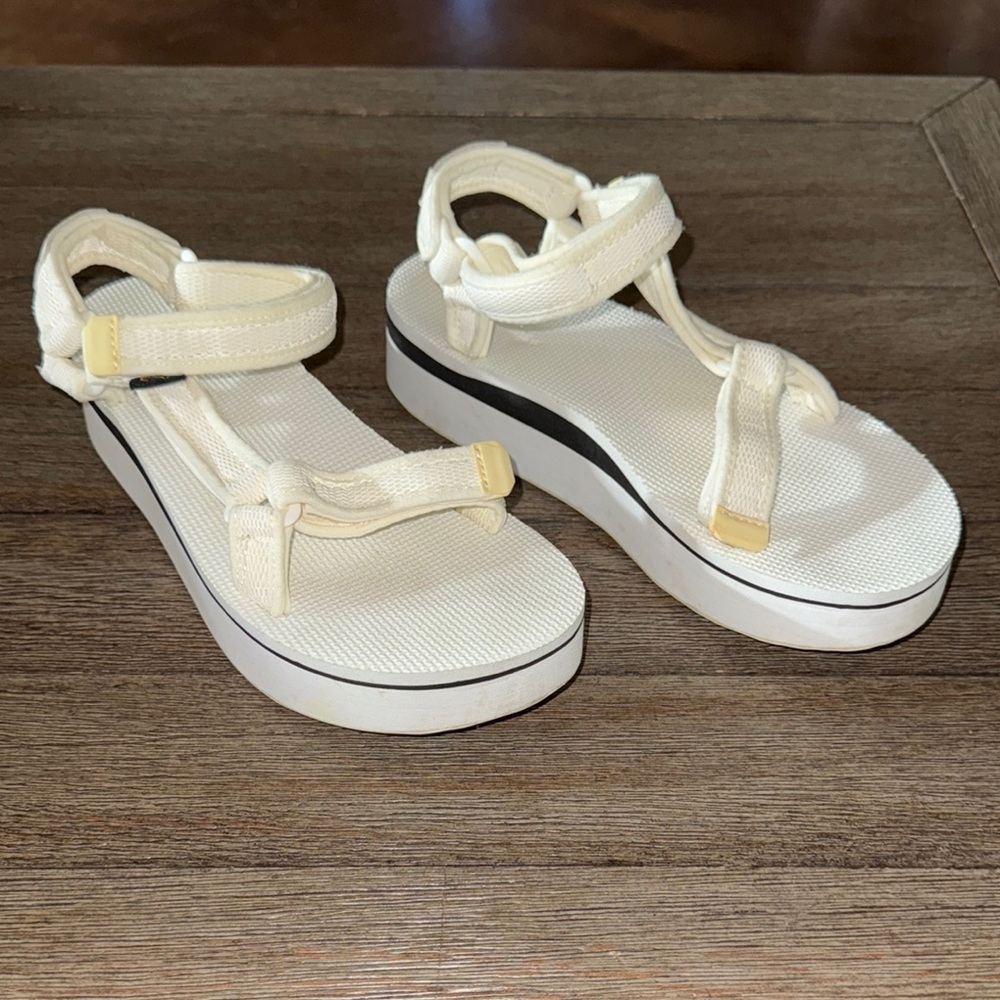 Teva Flatform Universal Mesh Print Sandals Bright White